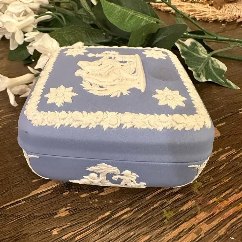 Wedgwood Vintage Jasperware Square Box w/Lid Greek Myth‎ Pale Blue